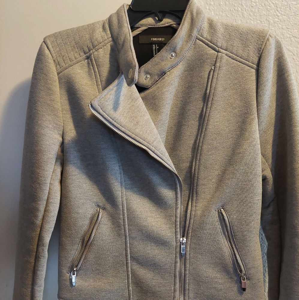 Forever 21 Gray Zip-Up Women's Jacket, sz Sm, $13, GLENN HEIGHTS TX PPU OR SHIP